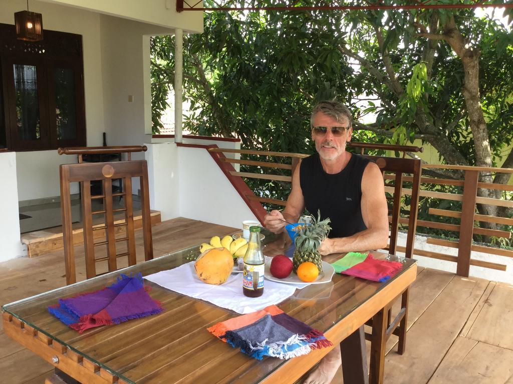 Sana Guest Apartment Weligama Bagian luar foto