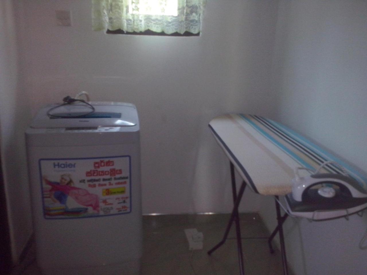 Sana Guest Apartment Weligama Bagian luar foto