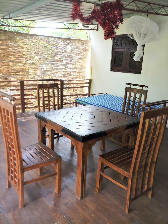 Sana Guest Apartment Weligama Bagian luar foto