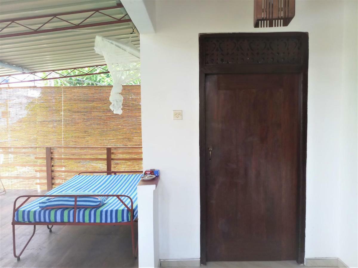 Sana Guest Apartment Weligama Bagian luar foto