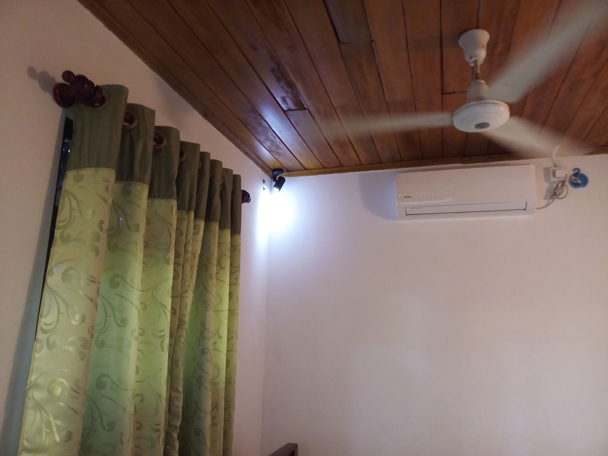 Sana Guest Apartment Weligama Bagian luar foto